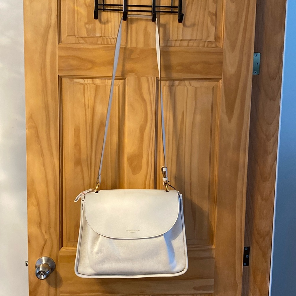 Women bags, Italian designer Gianni Chiarini, good soft leather .